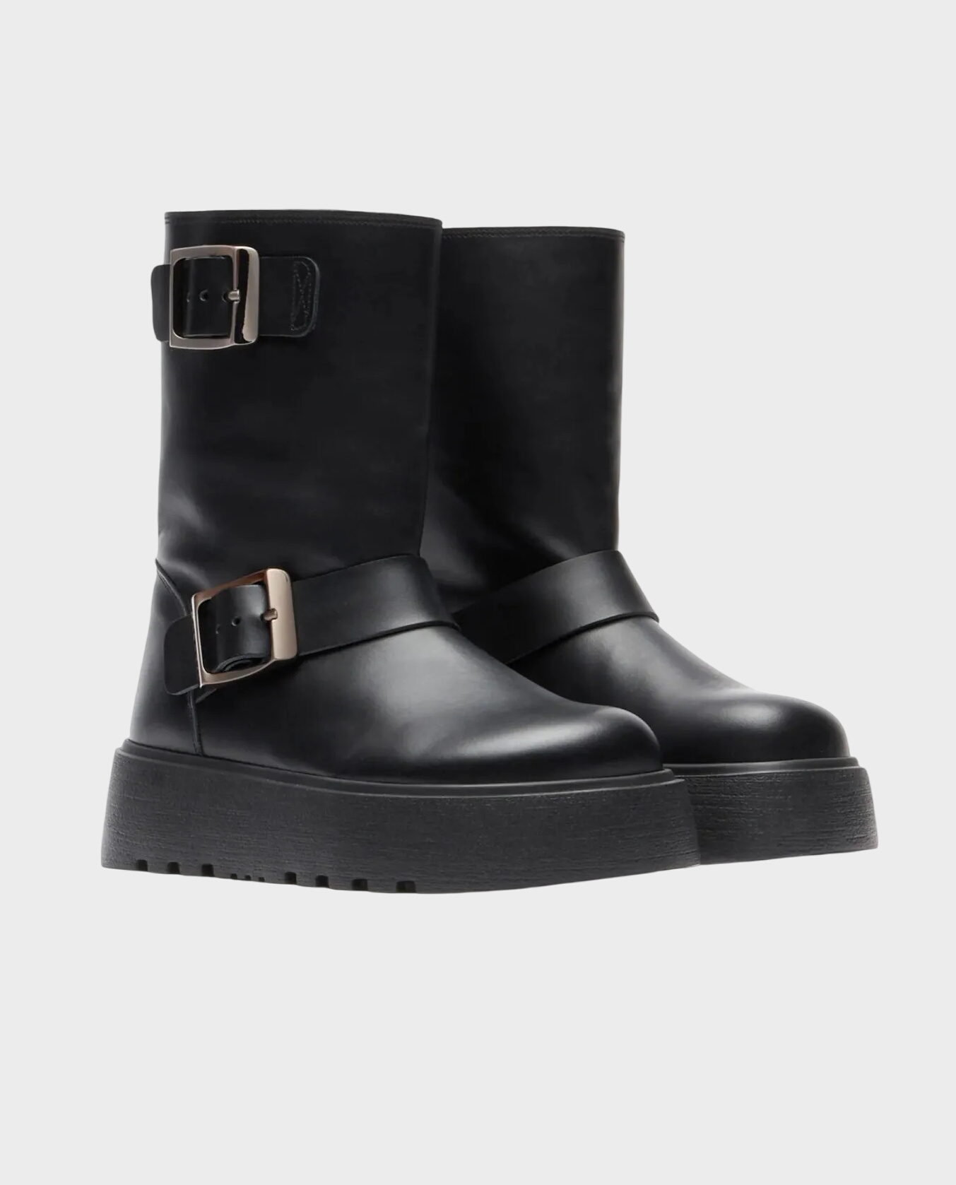 Czarne skórzane botki z klamrami - Image #0