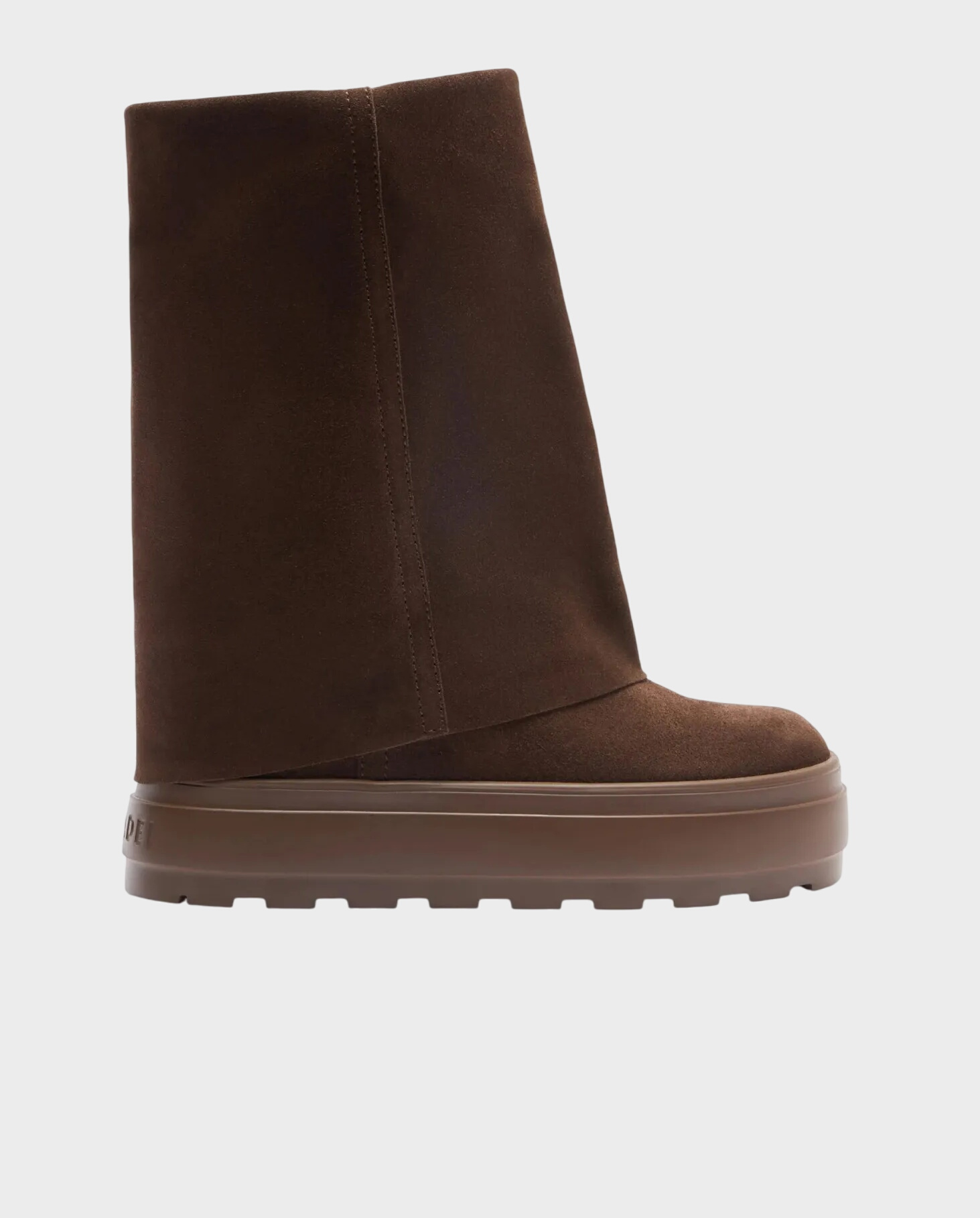 Zamszowe botki z szeroką cholewką - Image #0