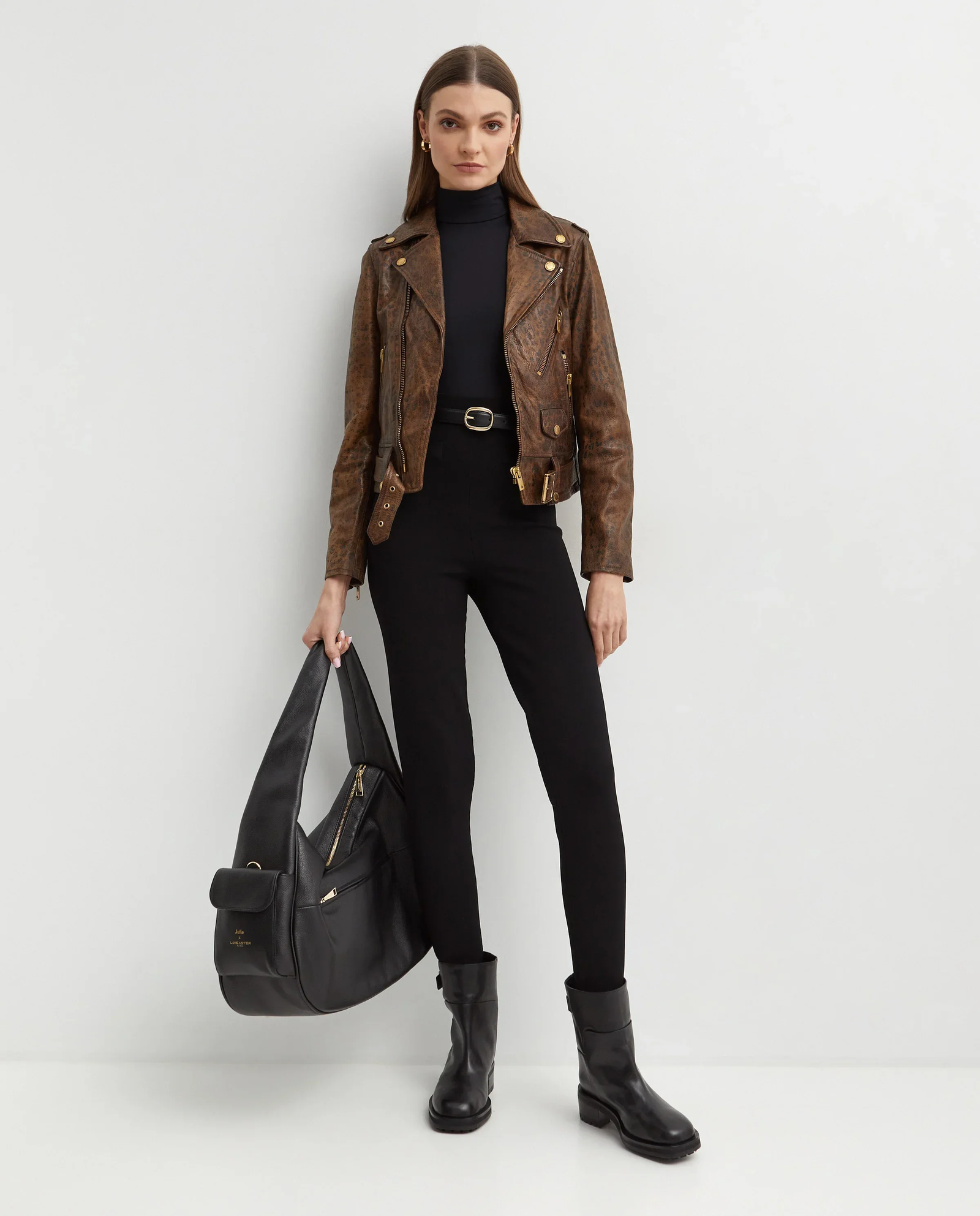 Brązowa skórzana kurtka typu biker - Image #3