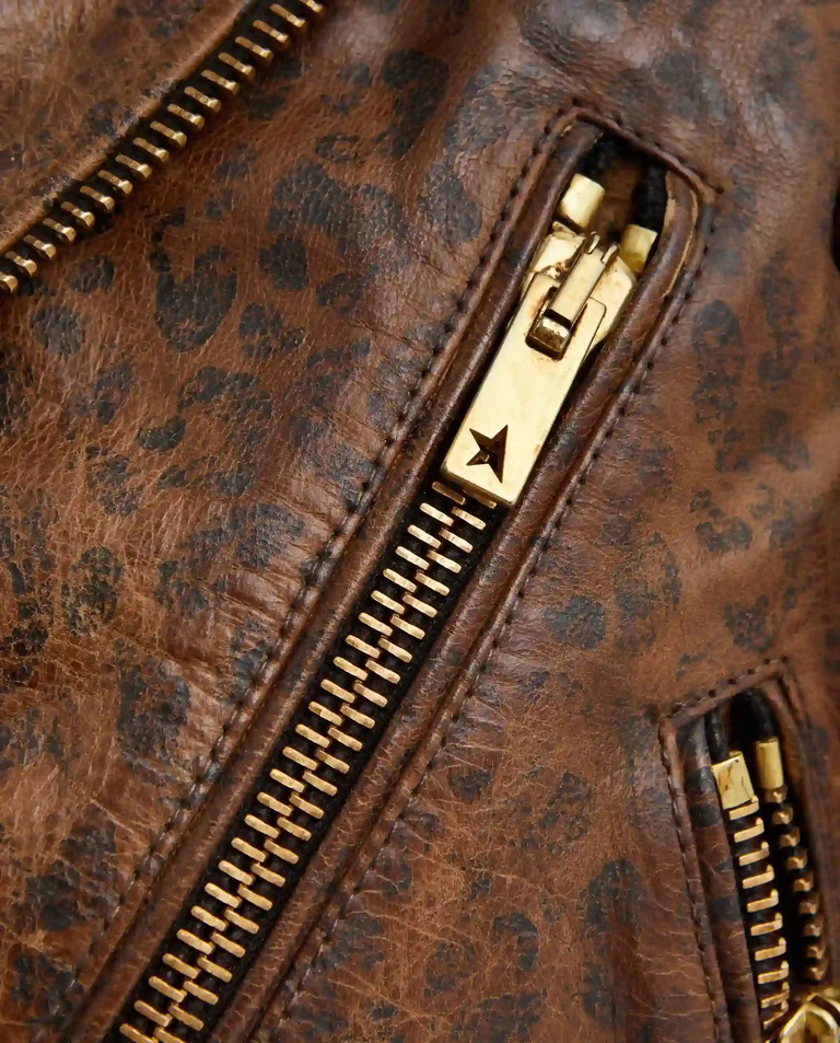 Brązowa skórzana kurtka typu biker - Image #6