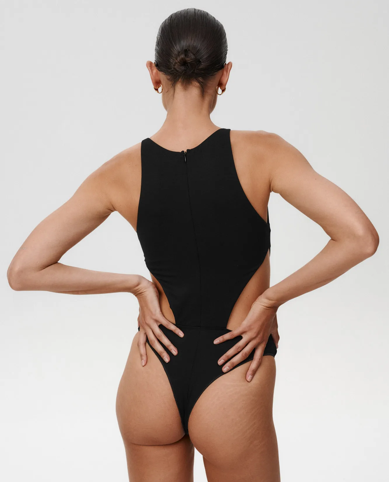 Czarne body Naked Instinct