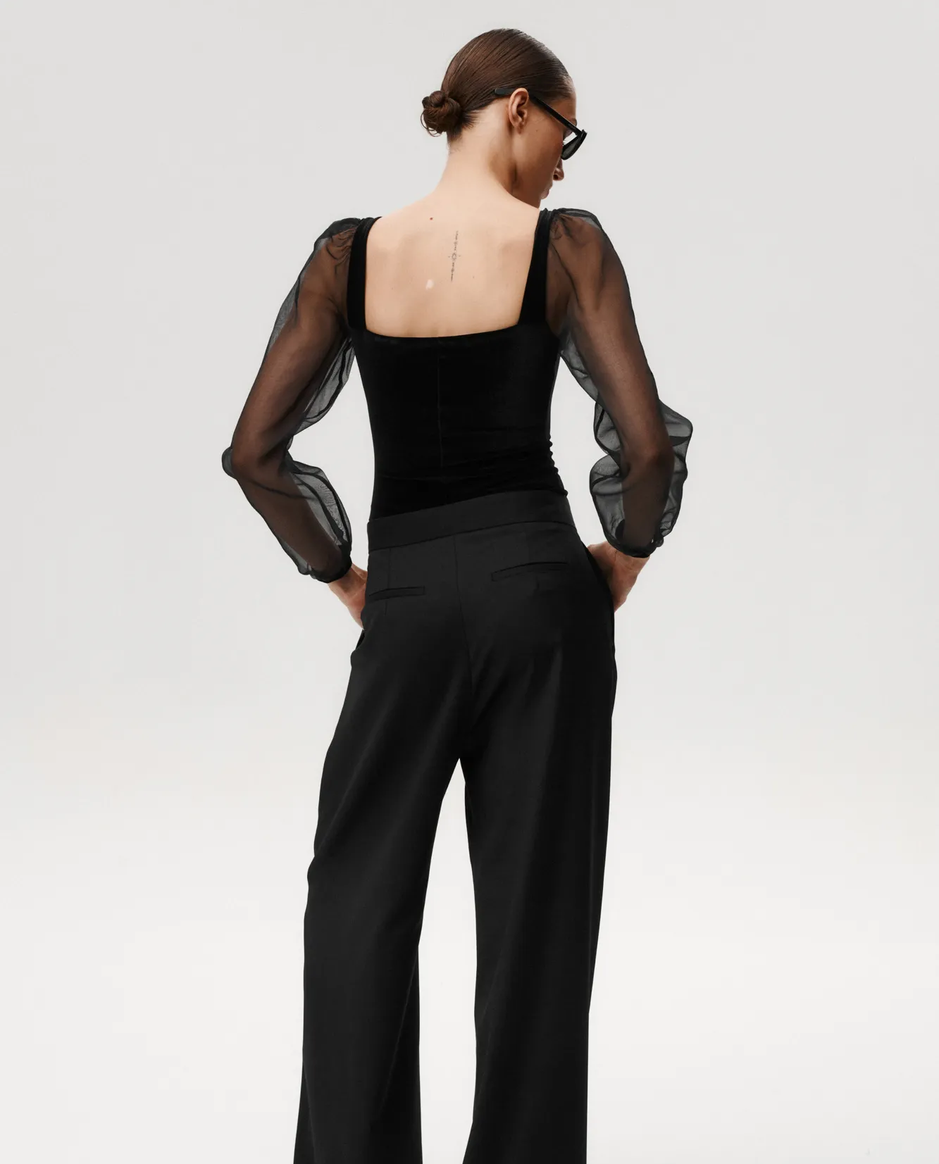 Czarne body Hazy Line - Image #4