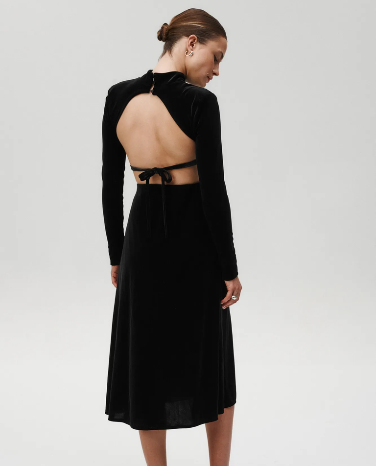 Czarna sukienka Cheri