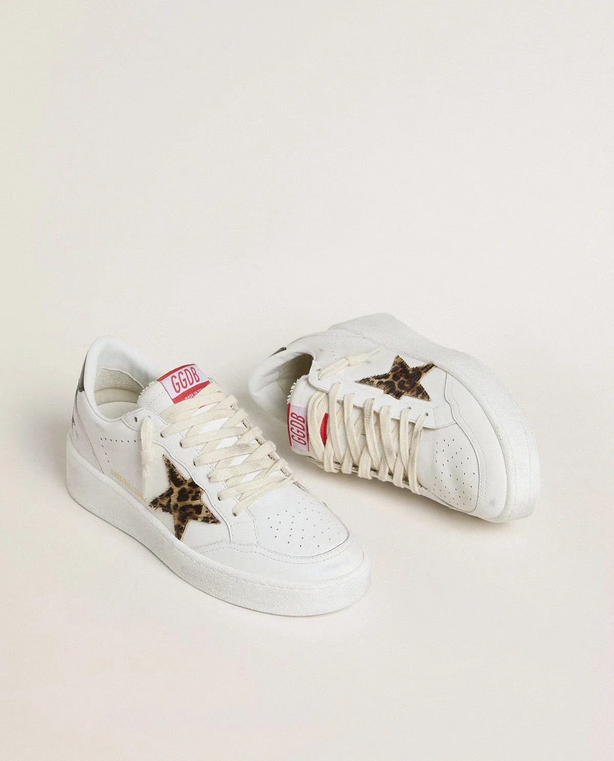 Białe skórzane sneakersy BallStar - Image #1