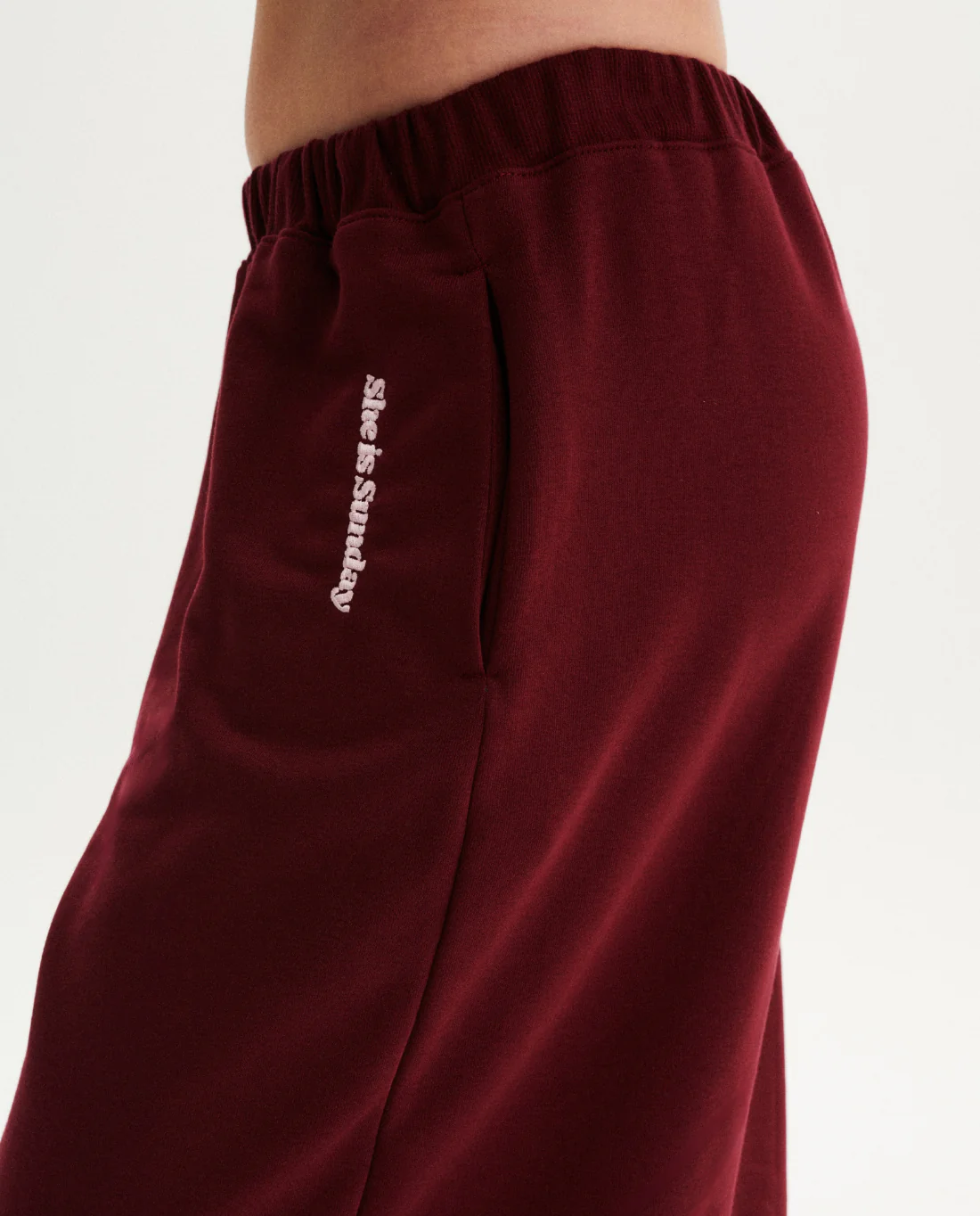 Bordowe spodnie Amore - Image #3