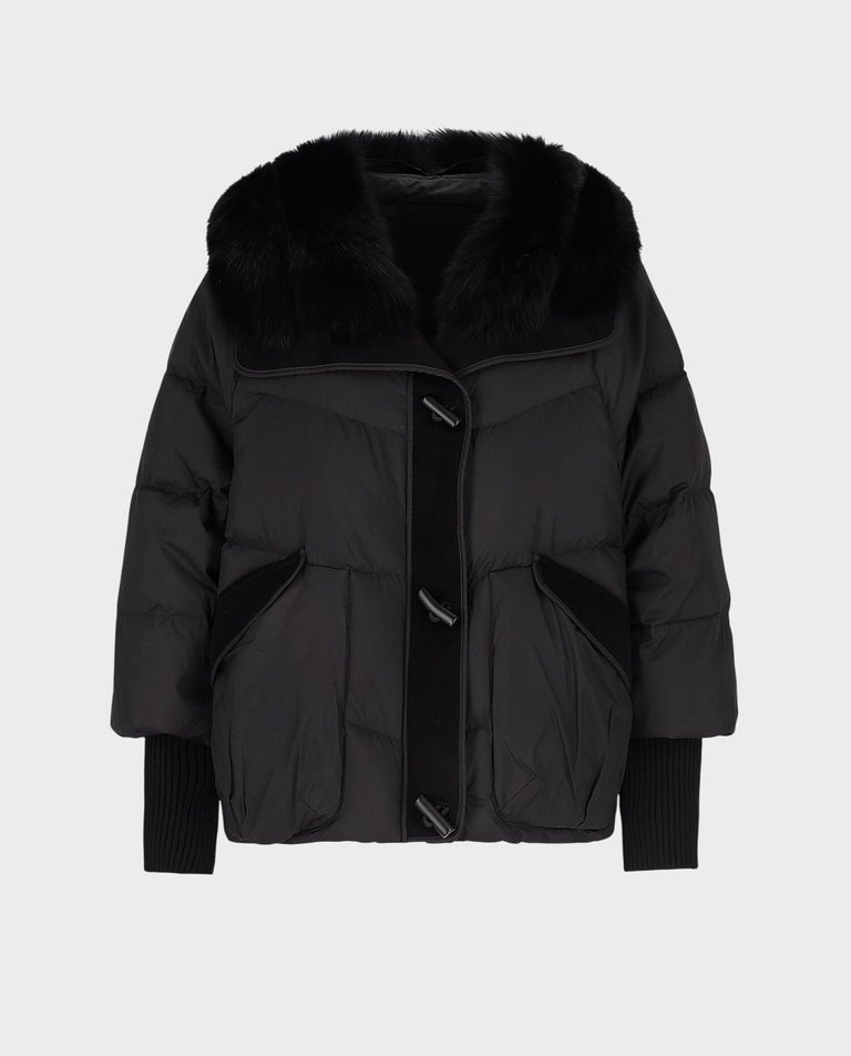 Czarna kurtka z kołnierzem Nevosa