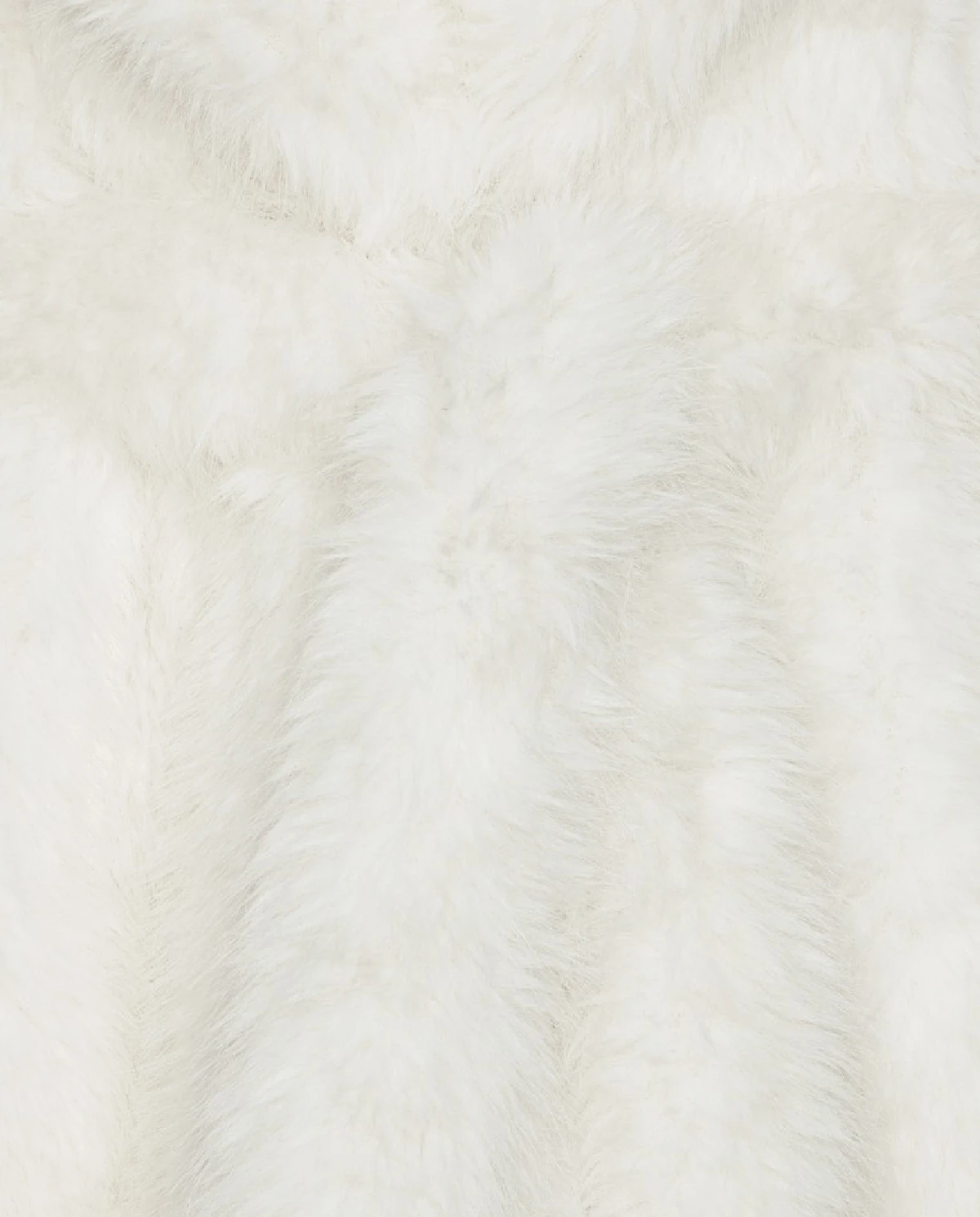 Biała futrzana kurtka z paskiem - Image #1