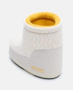 Kremowe śniegowce Moon Boot x Guest In Residence Icon Low - Image #3