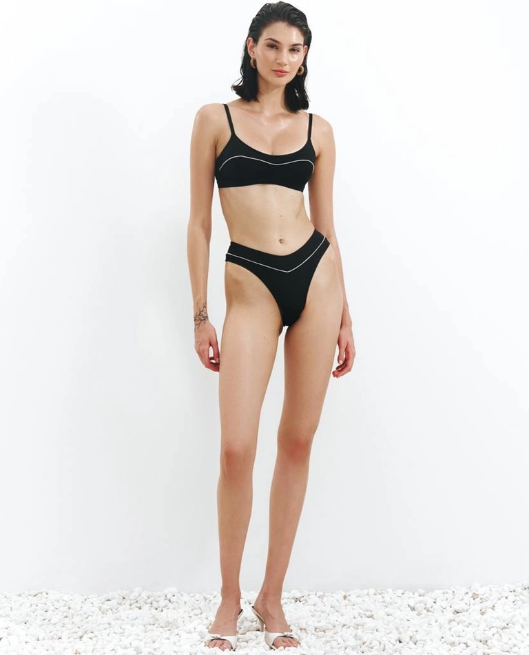 Czarny dół od bikini After Sun