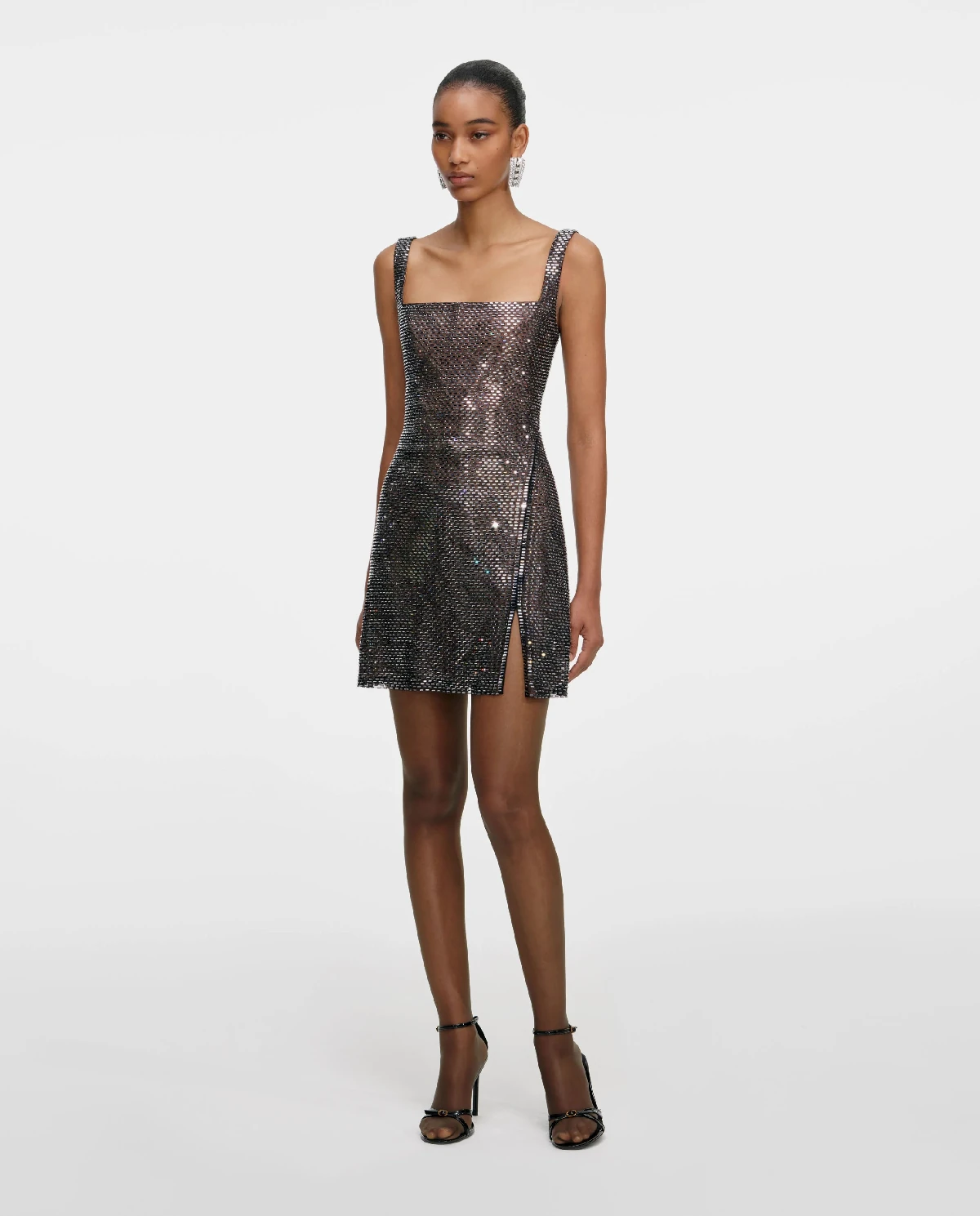 Mini sukienka wysadzana kryształkami - Image #1