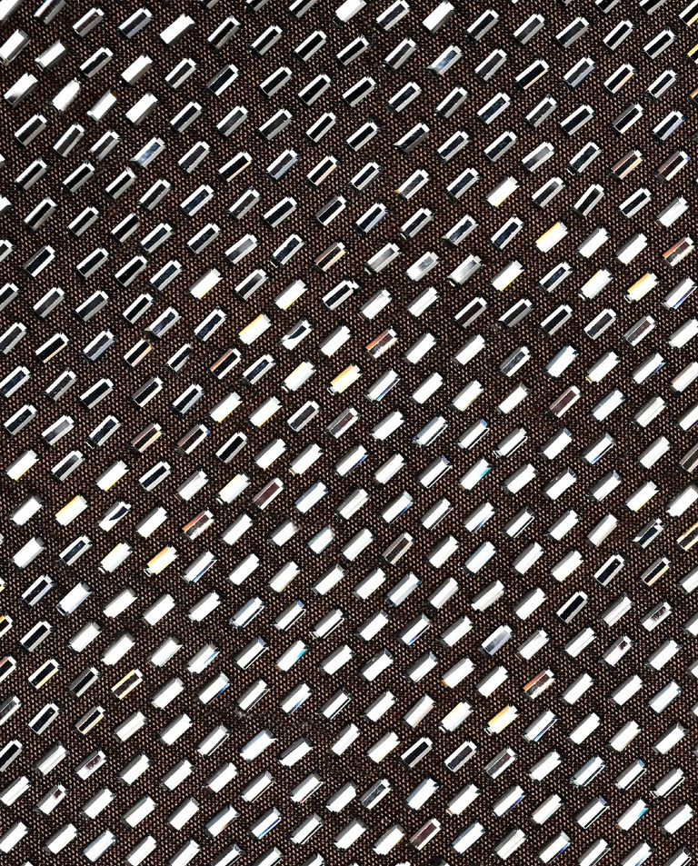 Mini sukienka wysadzana kryształkami - Image #4