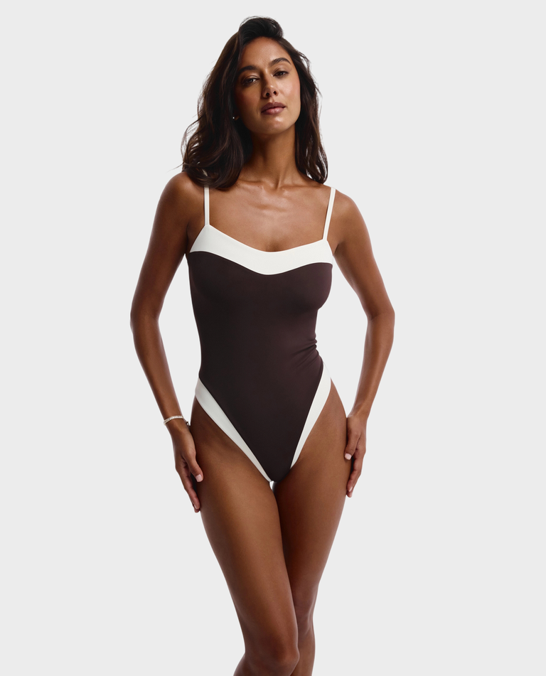 Brązowy strój kąpielowy Late Checkout