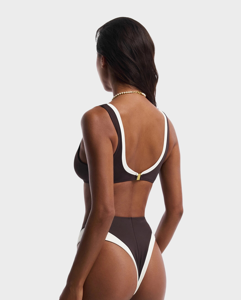 Brązowy top od bikini Out of Office