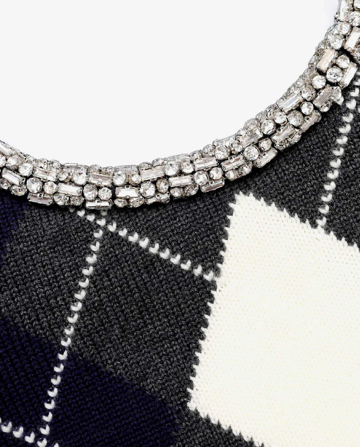 Szary sweter z kryształkami - Image #4