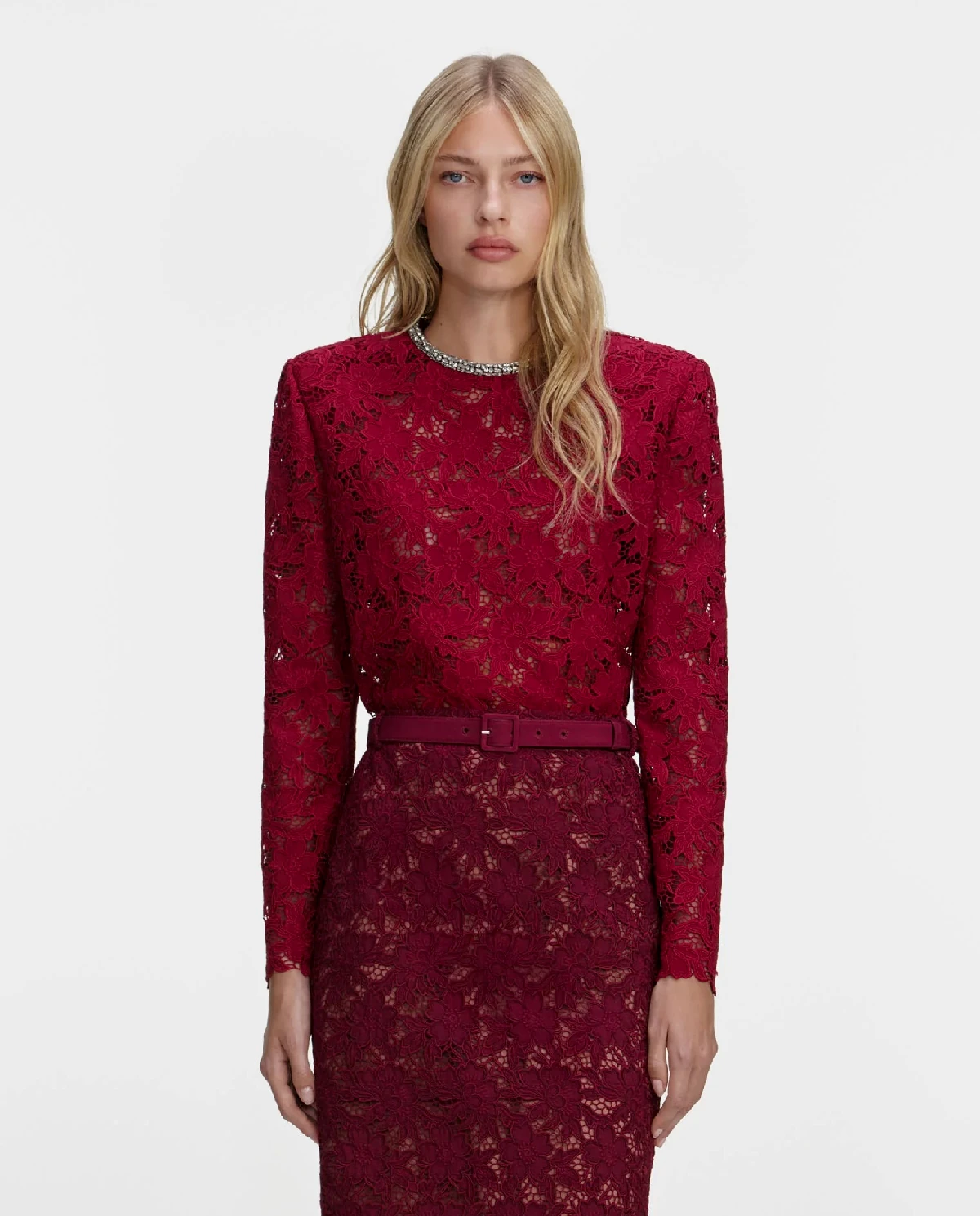 Burgundowy koronkowy top - Image #0