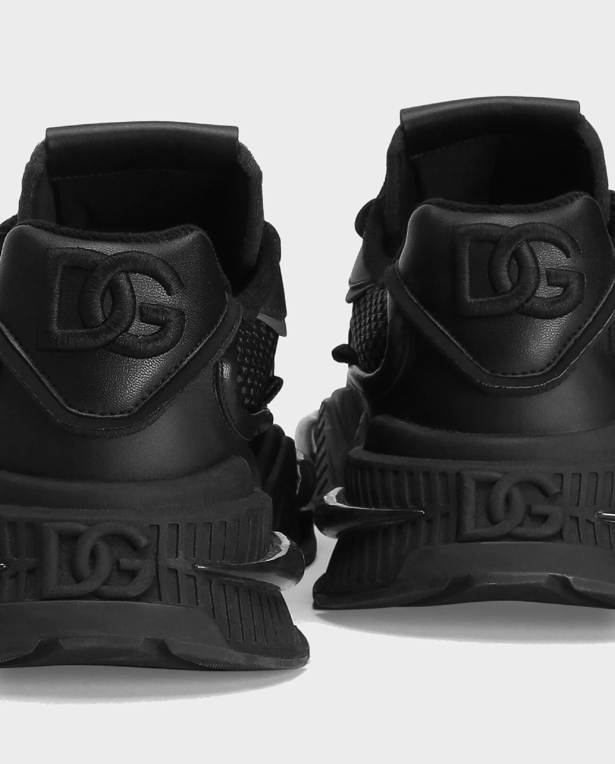 Czarne sneakersy Airmaster - Image #3