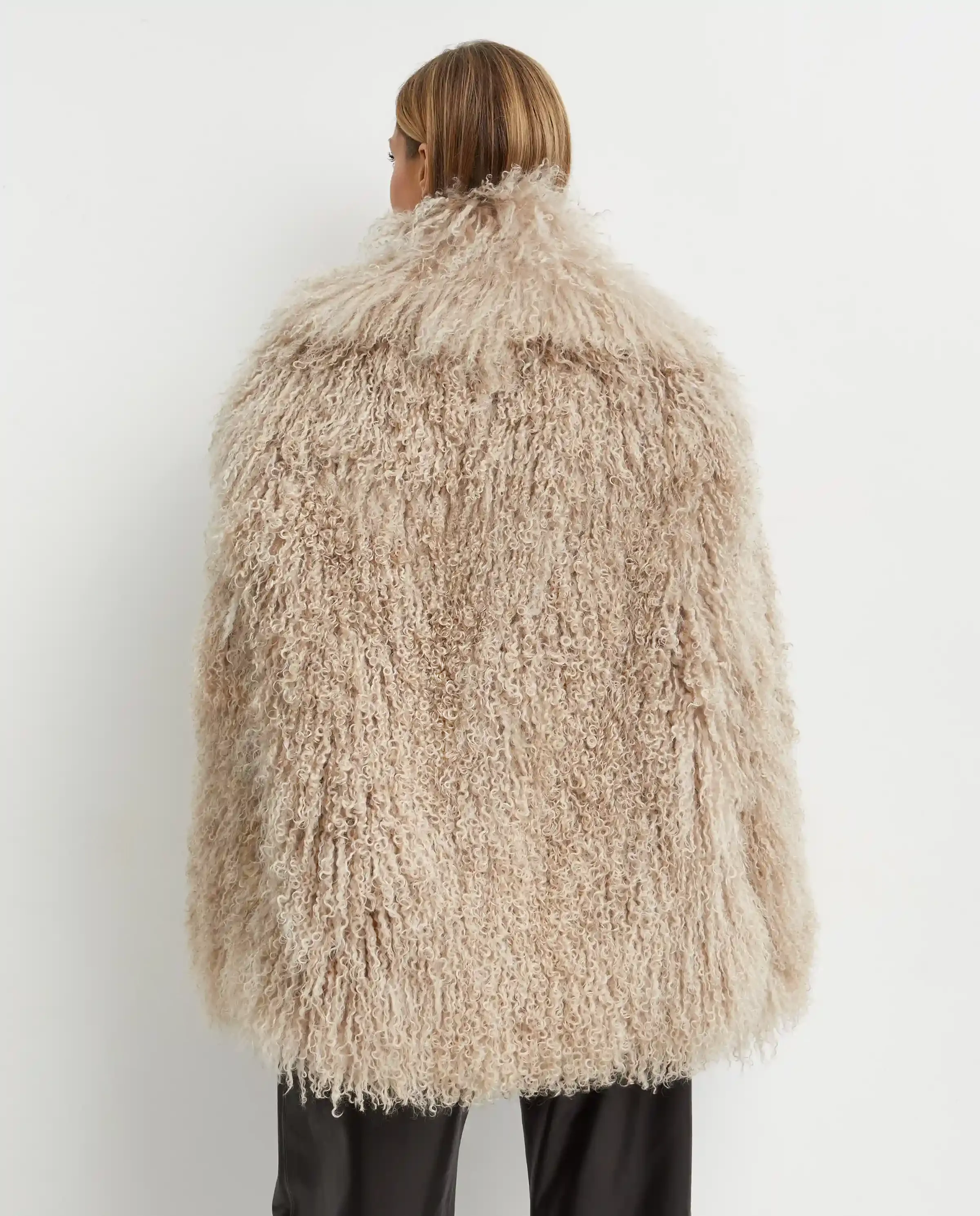 Beżowa kurtka oversize - Image #4