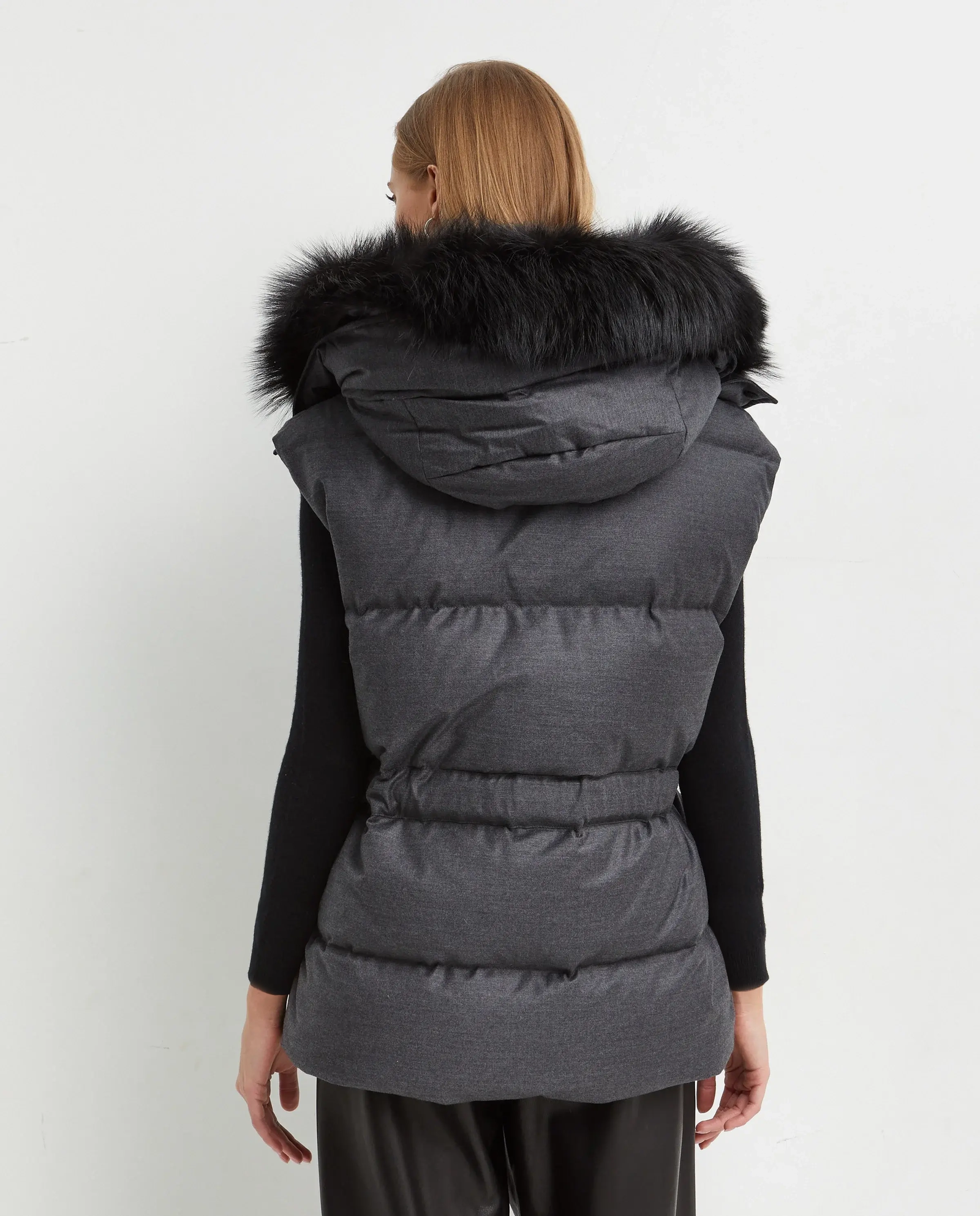 Szary bezrękawnik z kapturem - Image #4