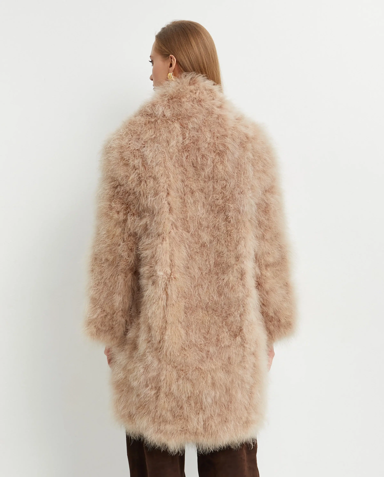 Beżowy płaszcz z piór - Image #4