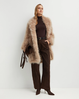 Beżowy płaszcz z piór - Image #2