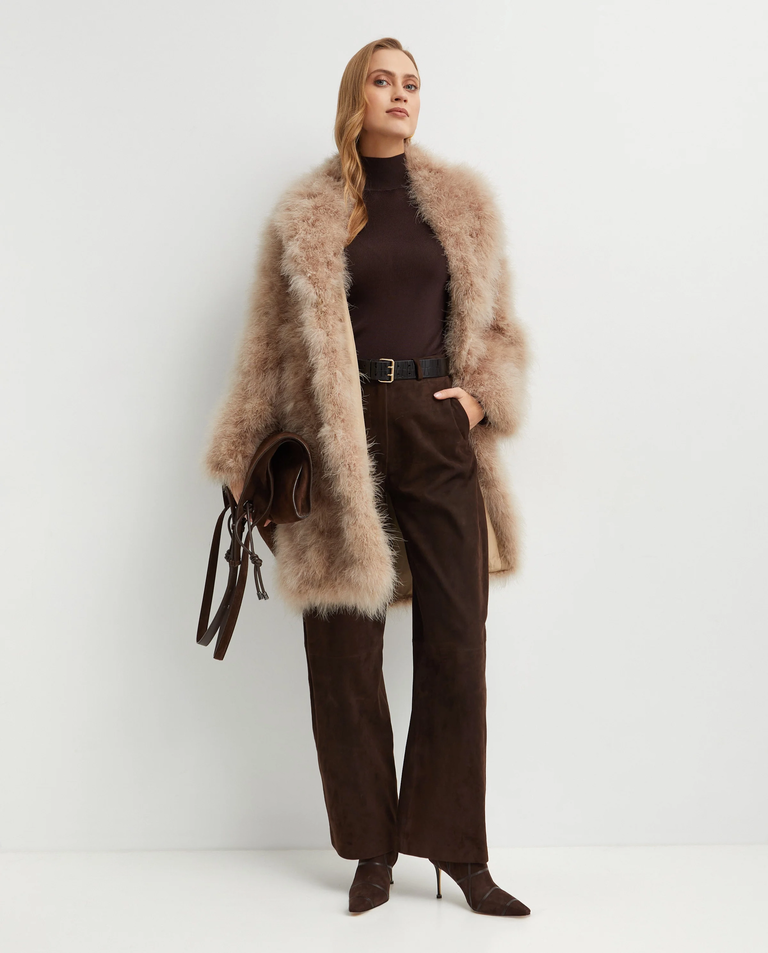 Beżowy płaszcz z piór - Image #2