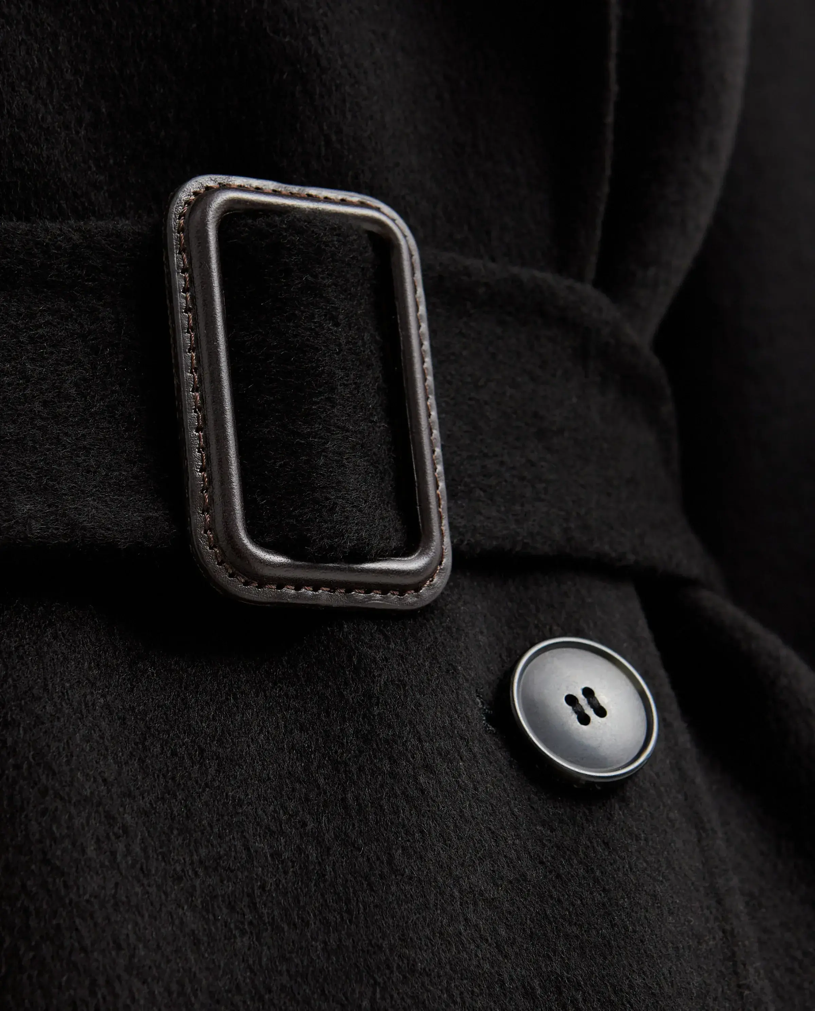 Czarny dwurzędowy trencz - Image #5