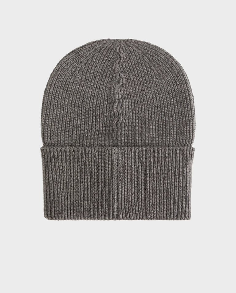 Szara wełniana czapka