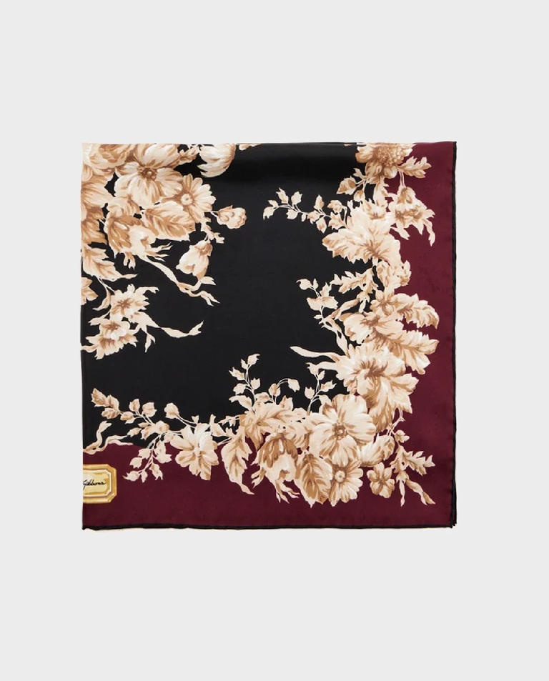 Jedwabna apaszka z nadrukiem kwiatowym