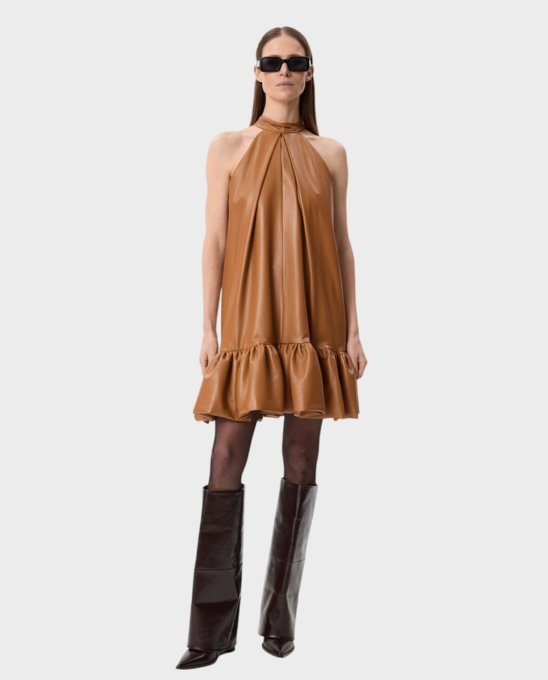 Skórzana sukienka w kształcie litery A