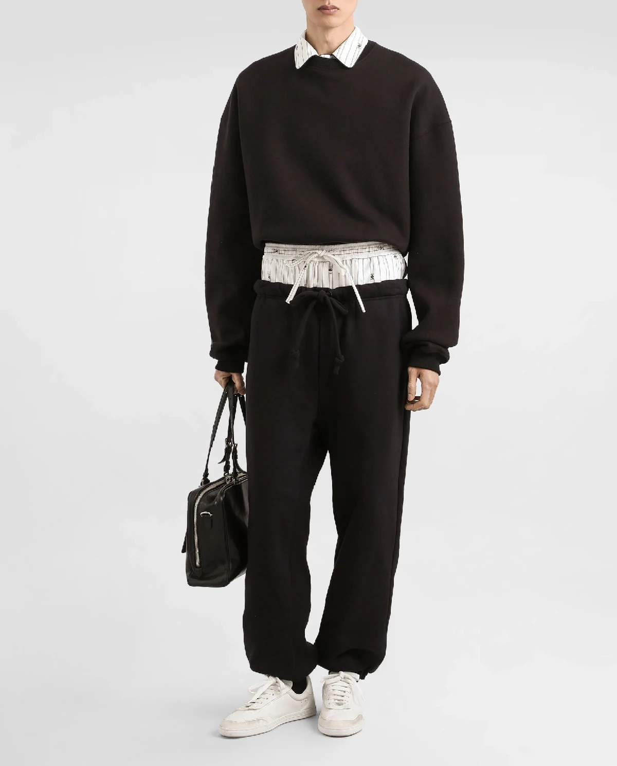 Czarne spodnie dresowe - Image #1