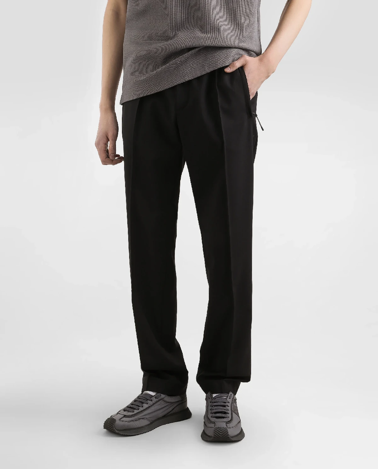 Czarne spodnie dresowe