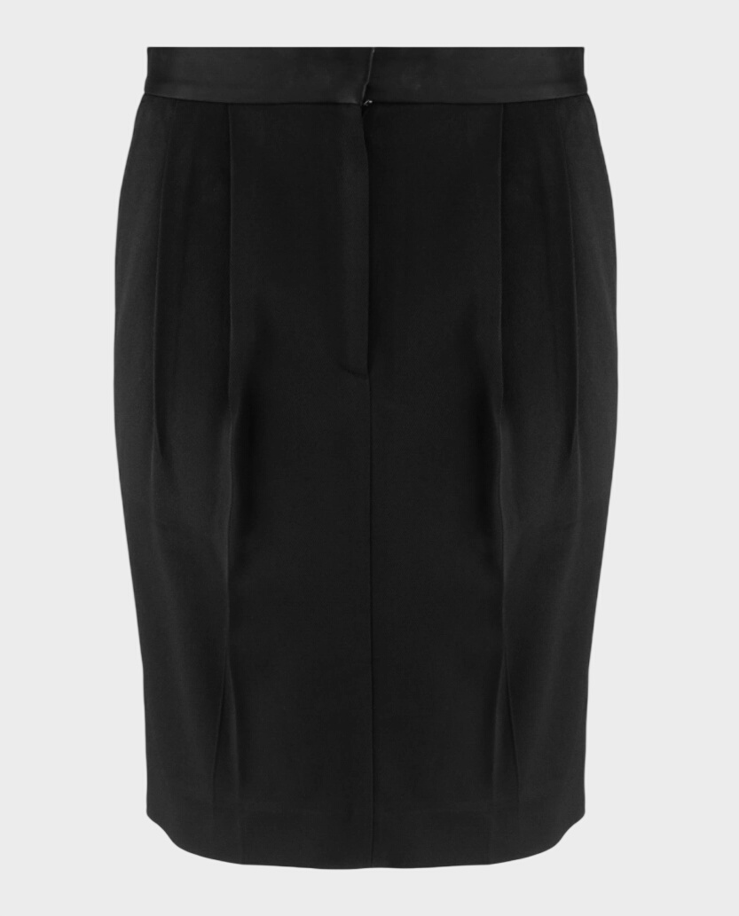 Czarna satynowa spódnica - Image #0