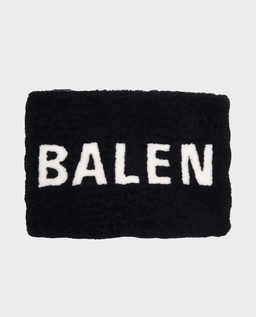 Czarna futrzana kopertówka z logo - Image #0