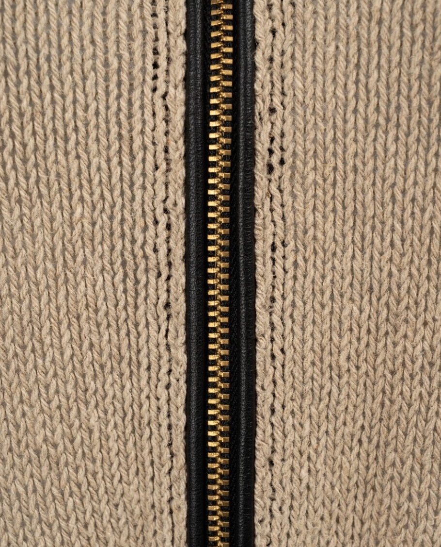 Beżowa dzianinowa sukienka - Image #2