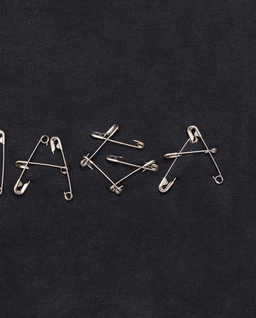 Bluza z kapturem i logo z motywem agrafki - Image #2