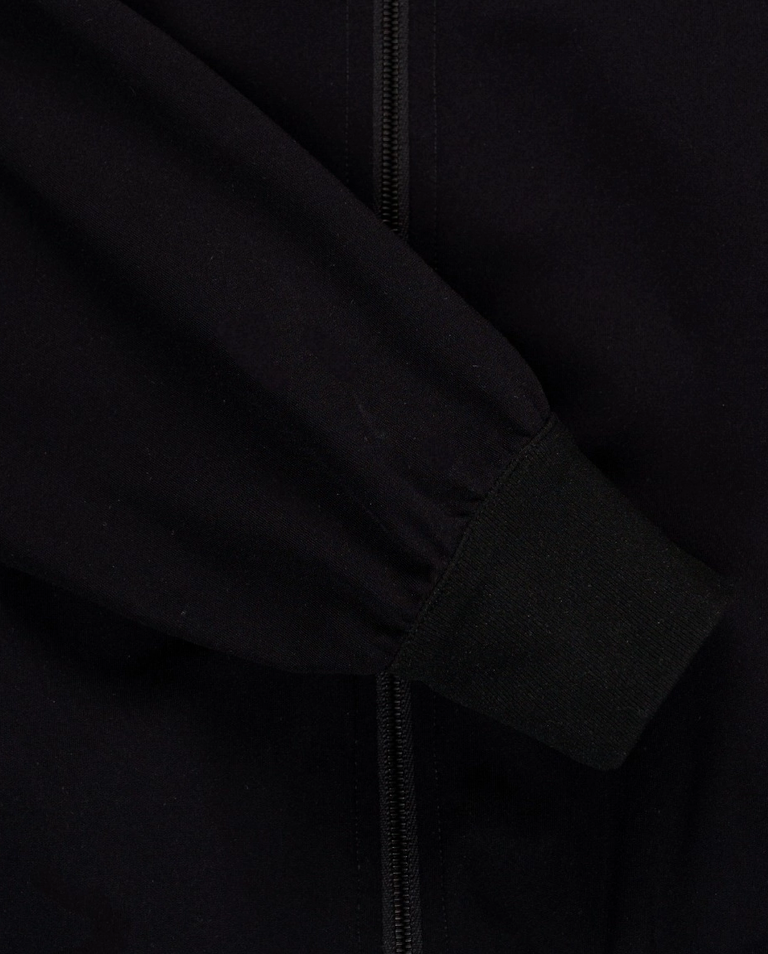 Czarna kurtka typu bomber