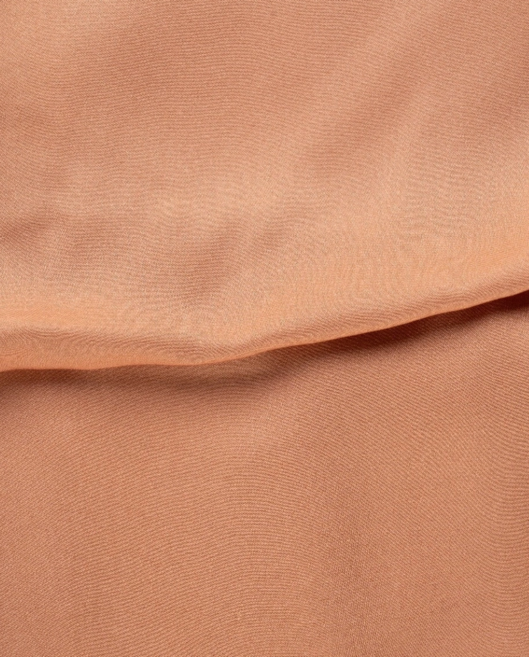 Jedwabna sukienka z drapowaniem - Image #3