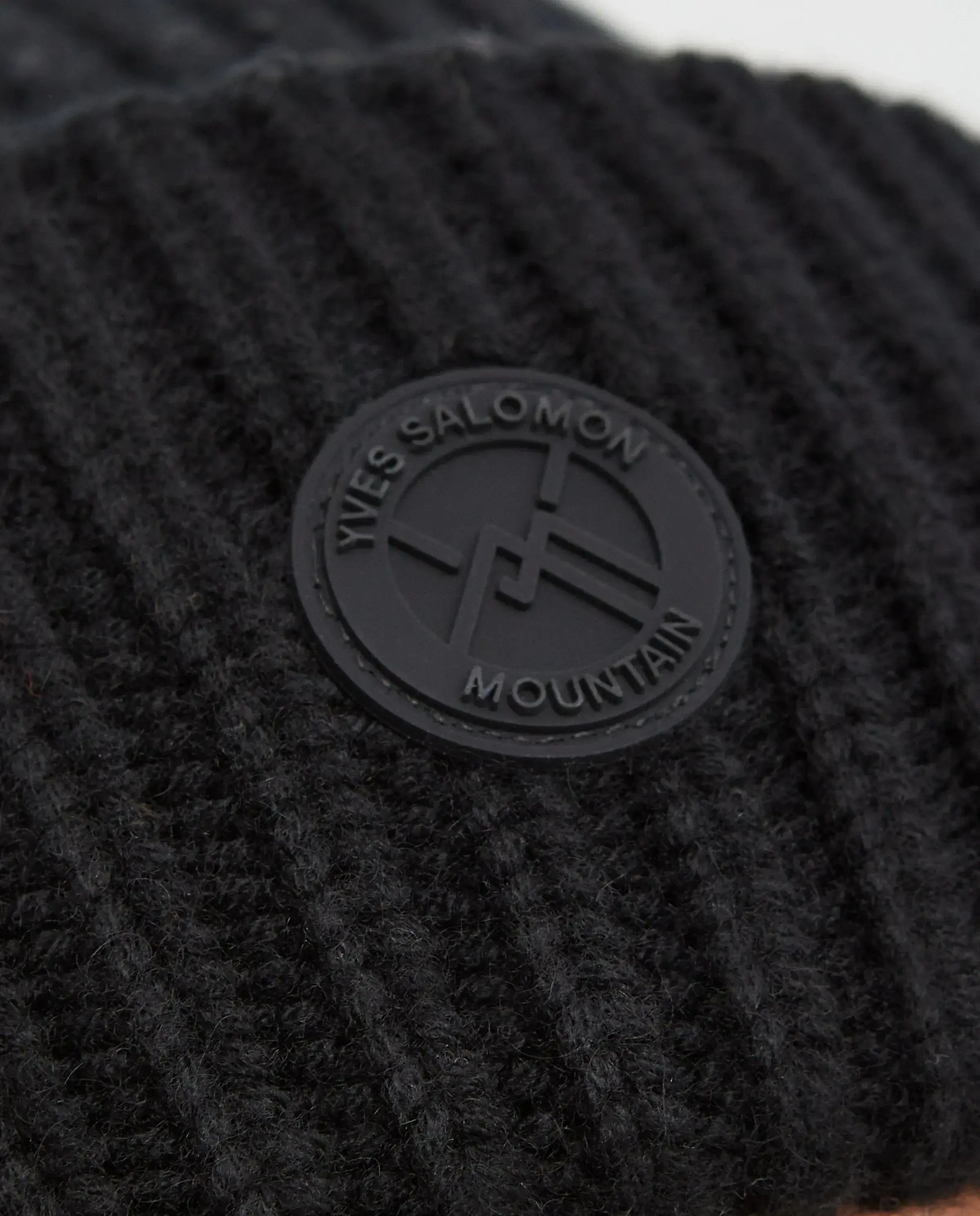 Czarna czapka beanie z logo - Image #3