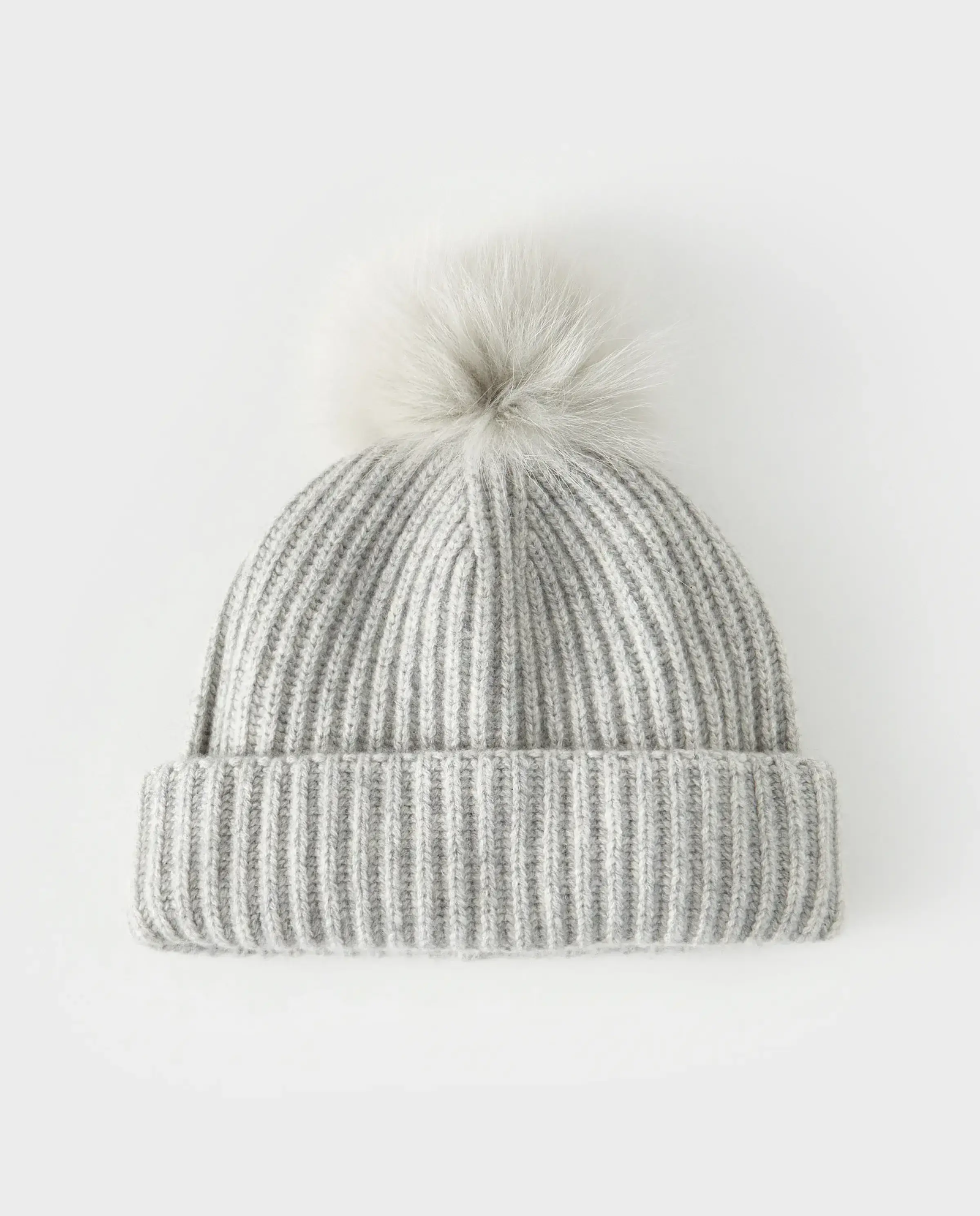 Jasnoszara kaszmirowa czapka z pomponem - Image #0