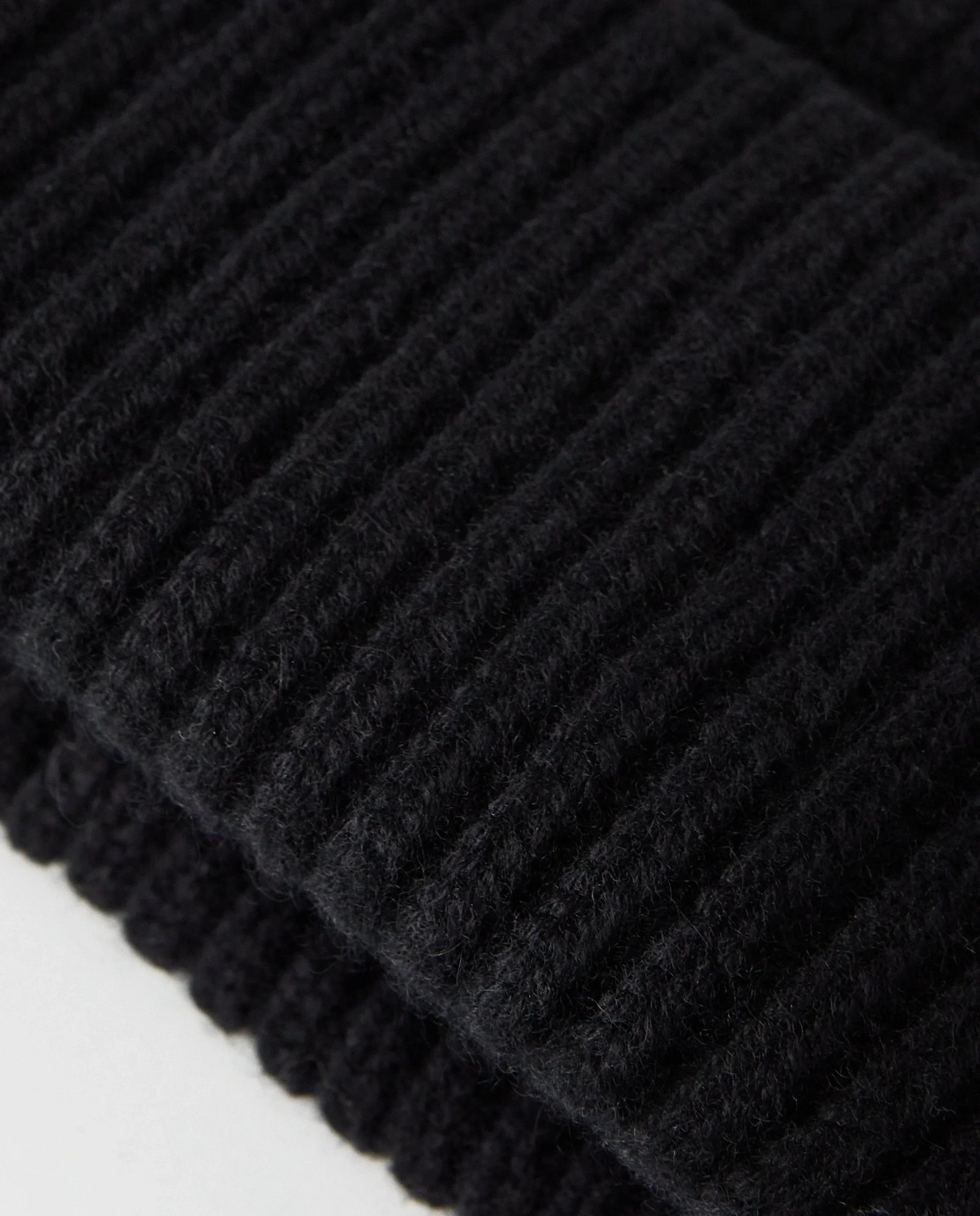 Czarna kaszmirowa czapka beanie - Image #2