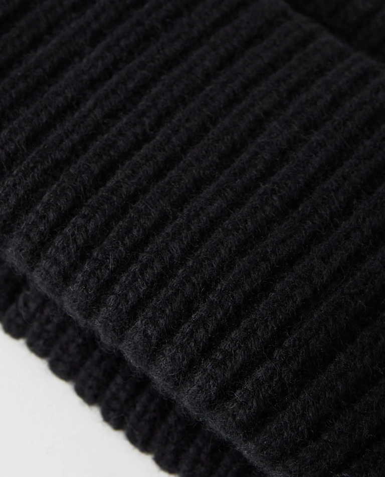 Czarna kaszmirowa czapka beanie - Image #2