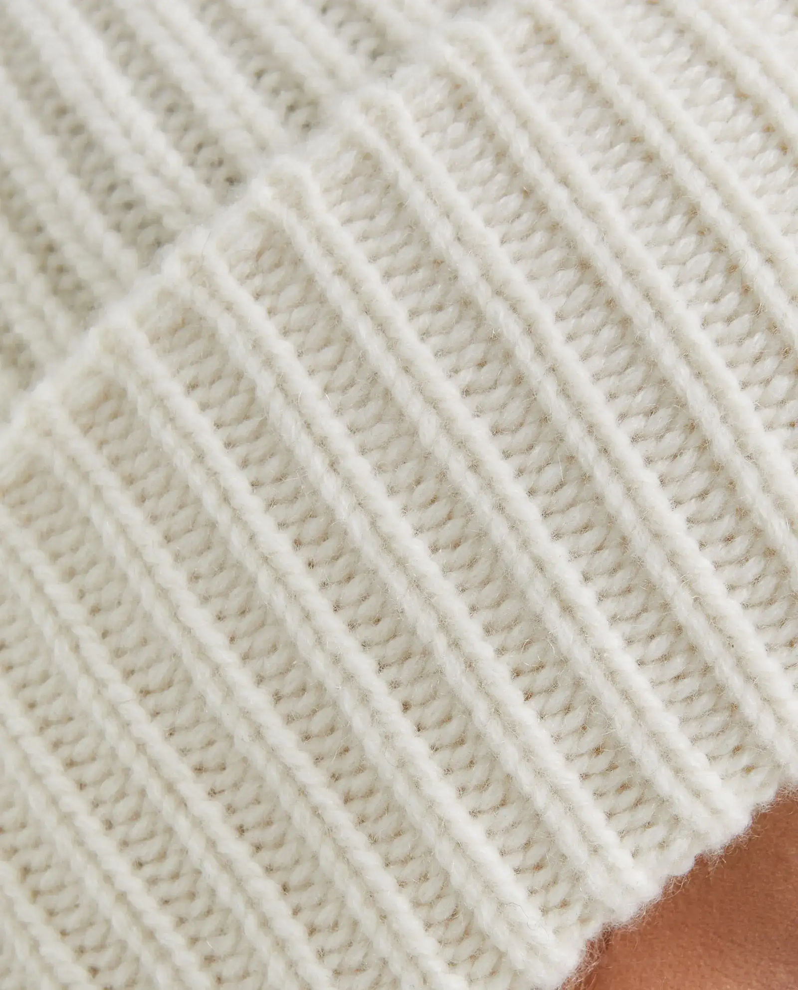 Kaszmirowa czapka beanie - Image #3