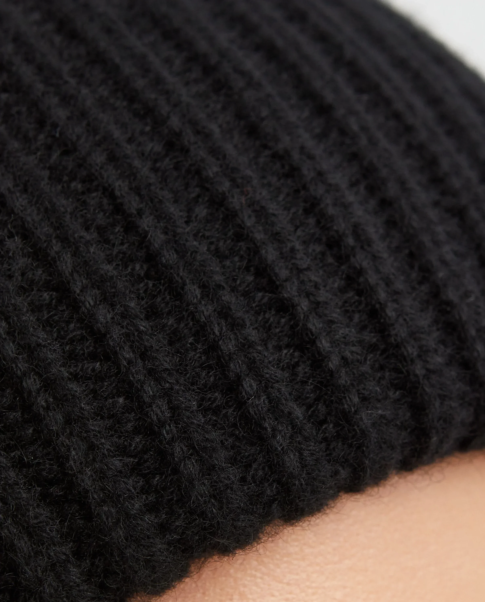 Czarna kaszmirowa czapka beanie - Image #3