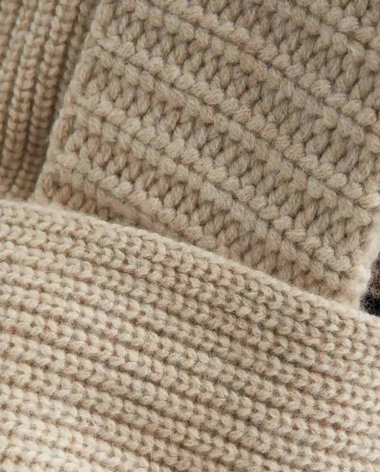 Beżowy szalik z kapturem - Image #3