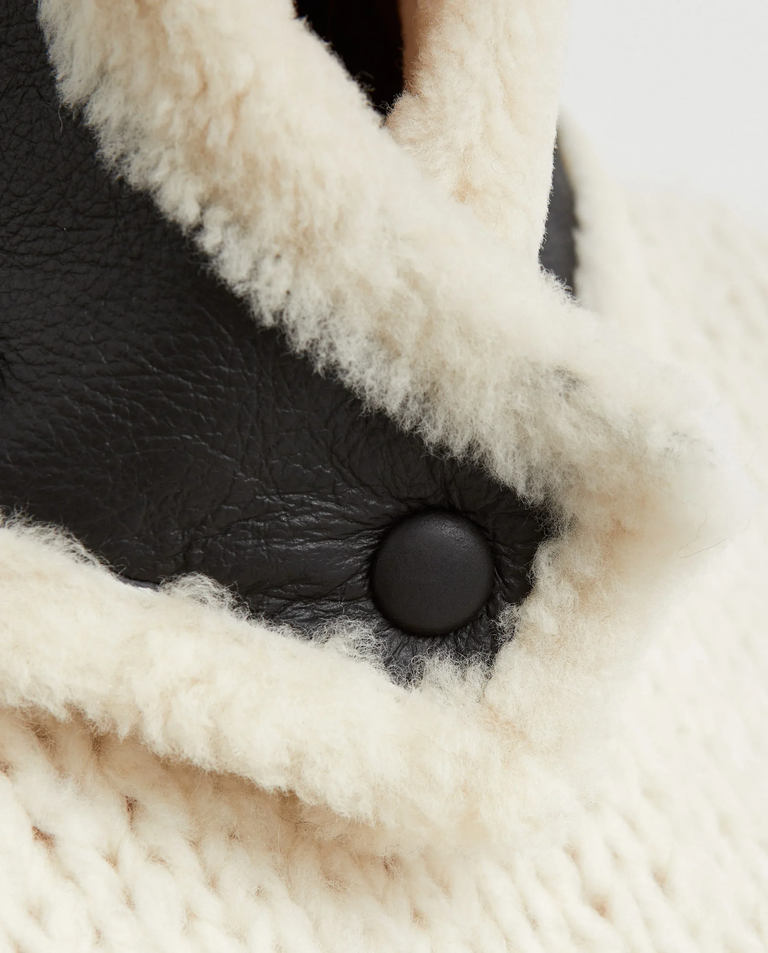 Czarna skórzana balaclava - Image #4