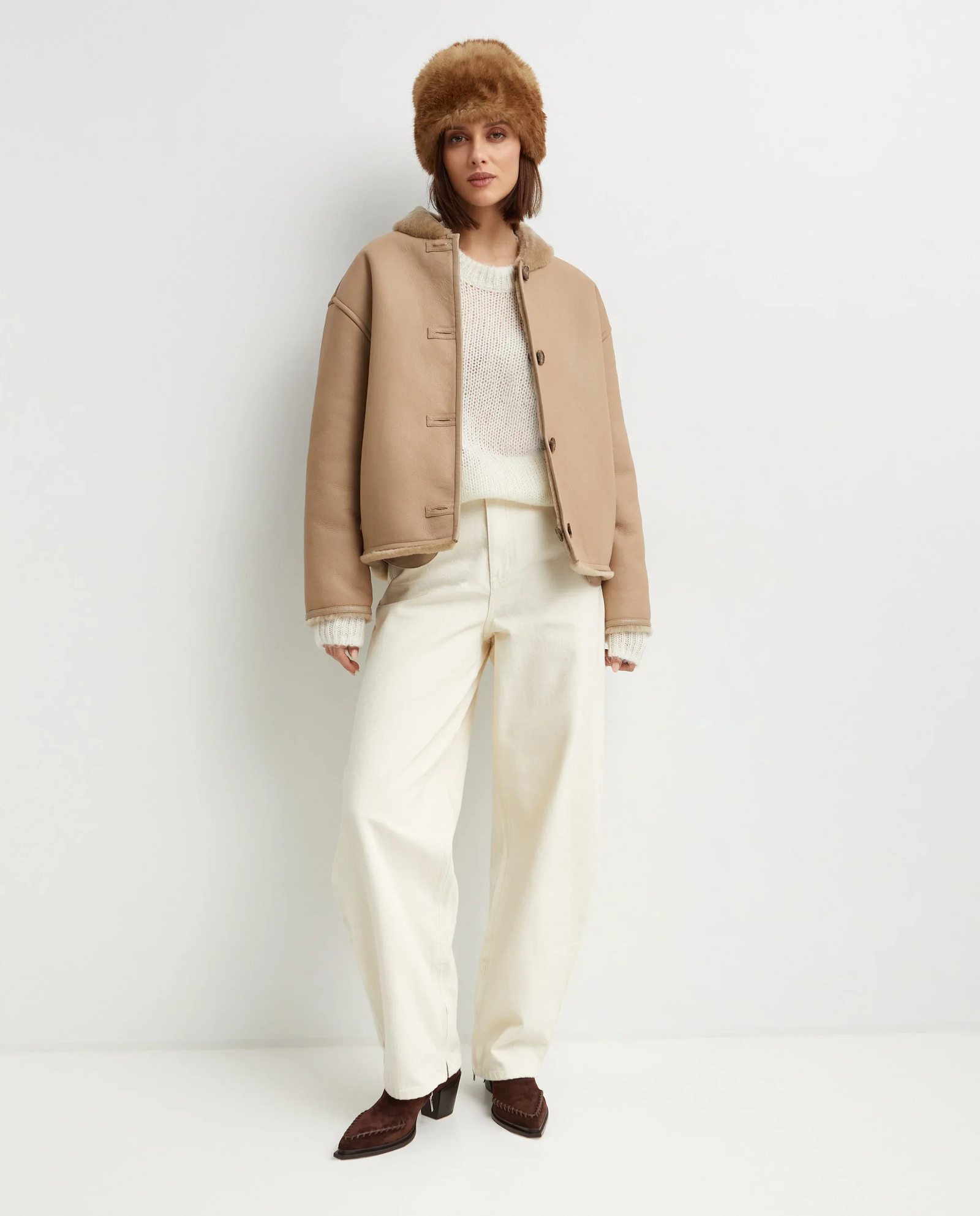 Beżowa dwustronna krótka kurtka - Image #6