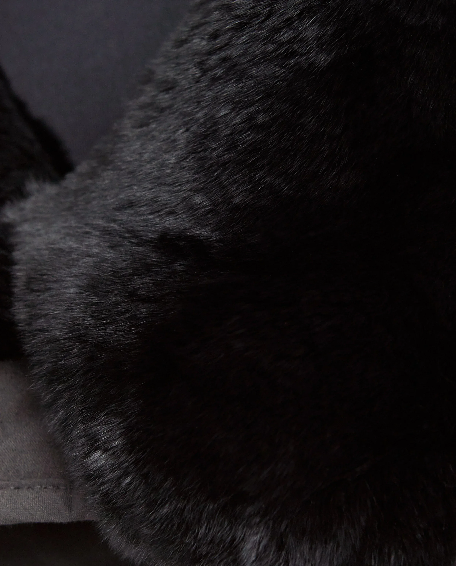 Czarny płaszcz puchowy - Image #5