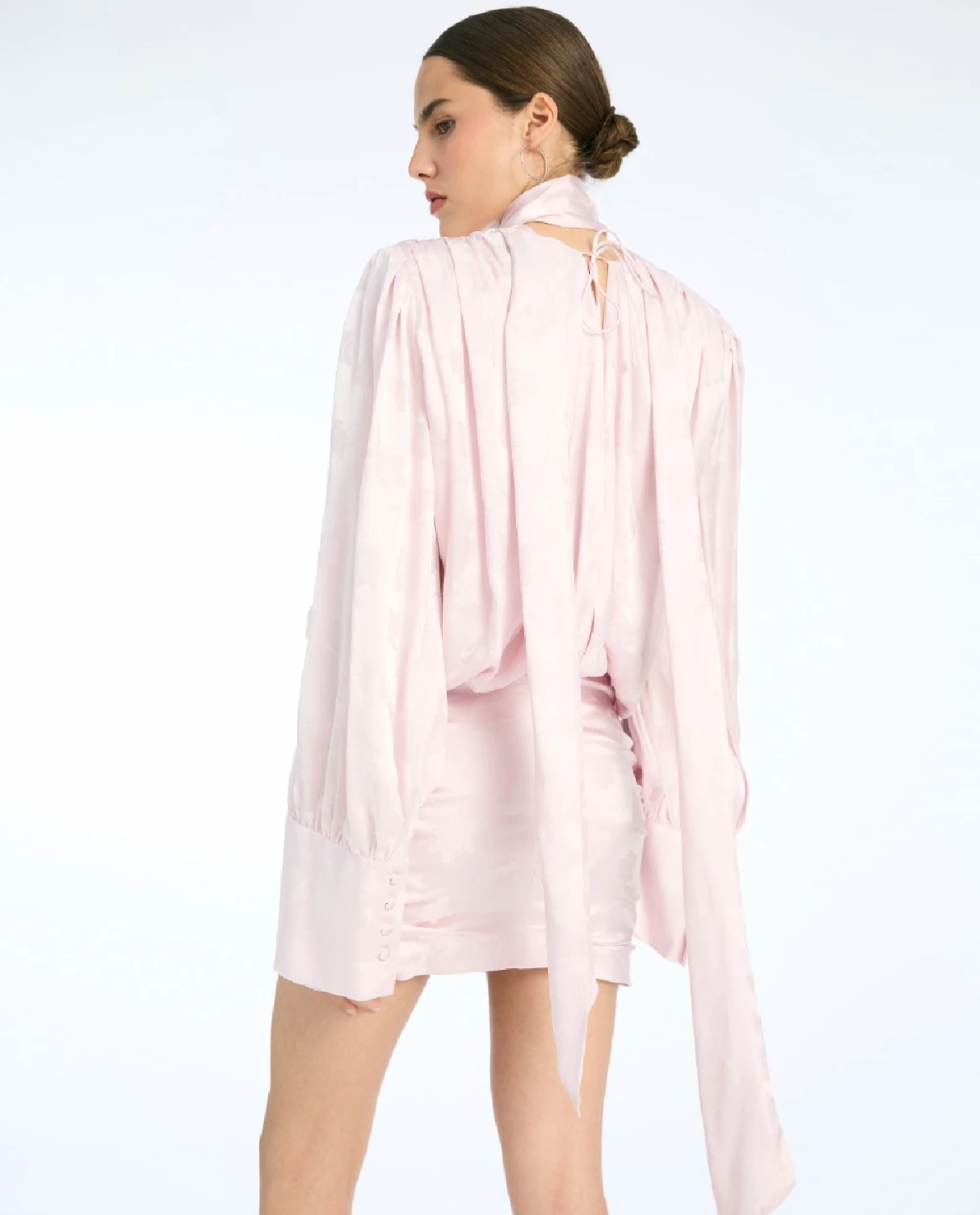 Jasnoróżowa sukienka mini - Image #1