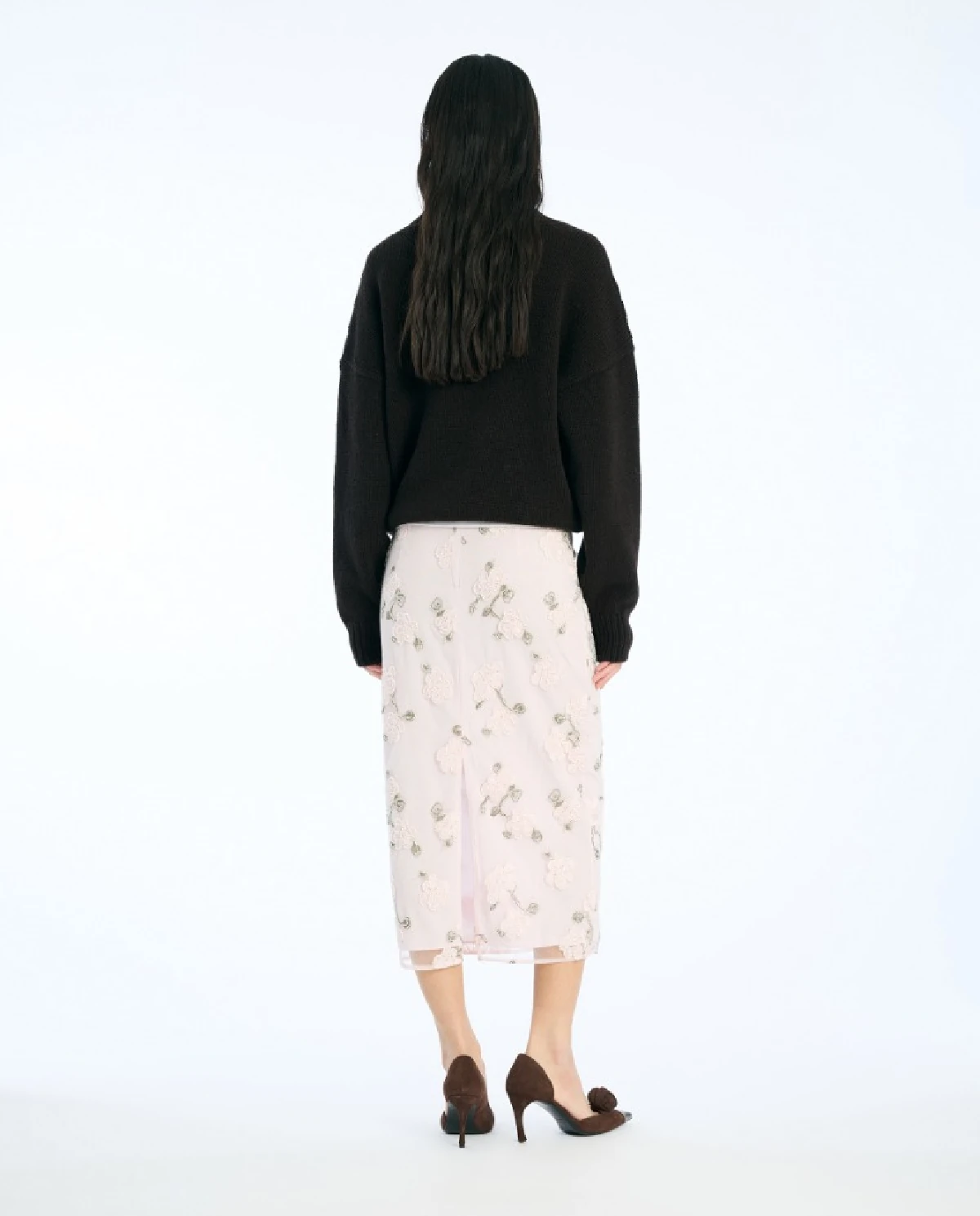 Ołówkowa spódnica midi z cekinami - Image #3