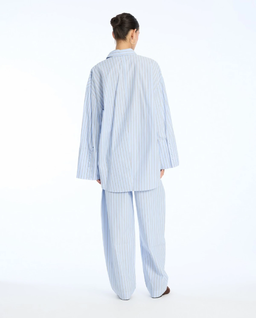 Niebieska koszula oversize w paski - Image #3